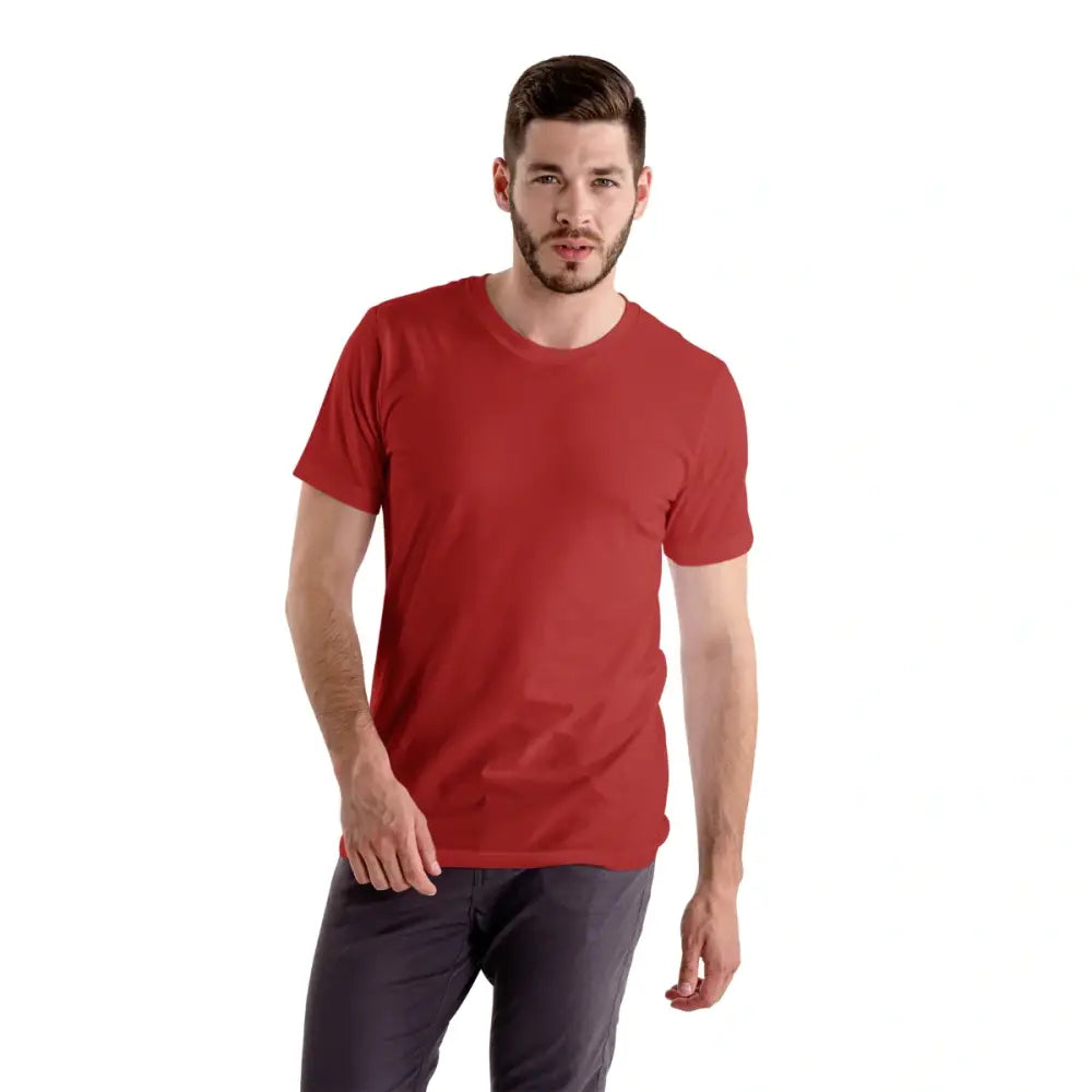 Imagem de camisa lisa de algodão premium na Cor vermelha, escolha ideal para estilo