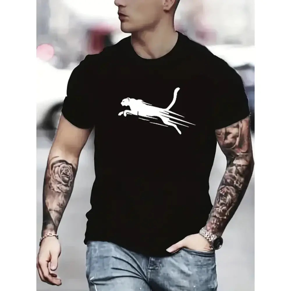 Imagem de camiseta Puma Lightning preta com logo branco, ideal para estilo e desempenho