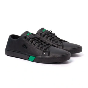 Imagem de sapatênis Lacoste Carnaby em couro sintético, estilo esportivo e elegante