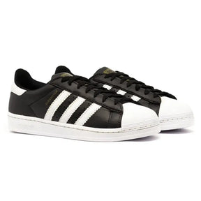 Imagem de tênis adidas superstar preto e branco, modelo Tênis Adidas Superstar