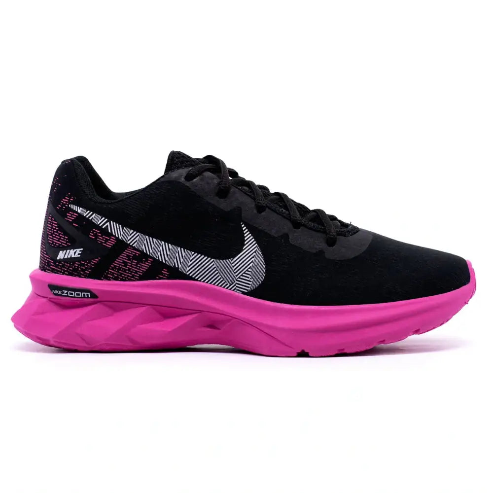 Tênis Nike Air Zoom Feminino para Corrida com cabedal preto e rosado